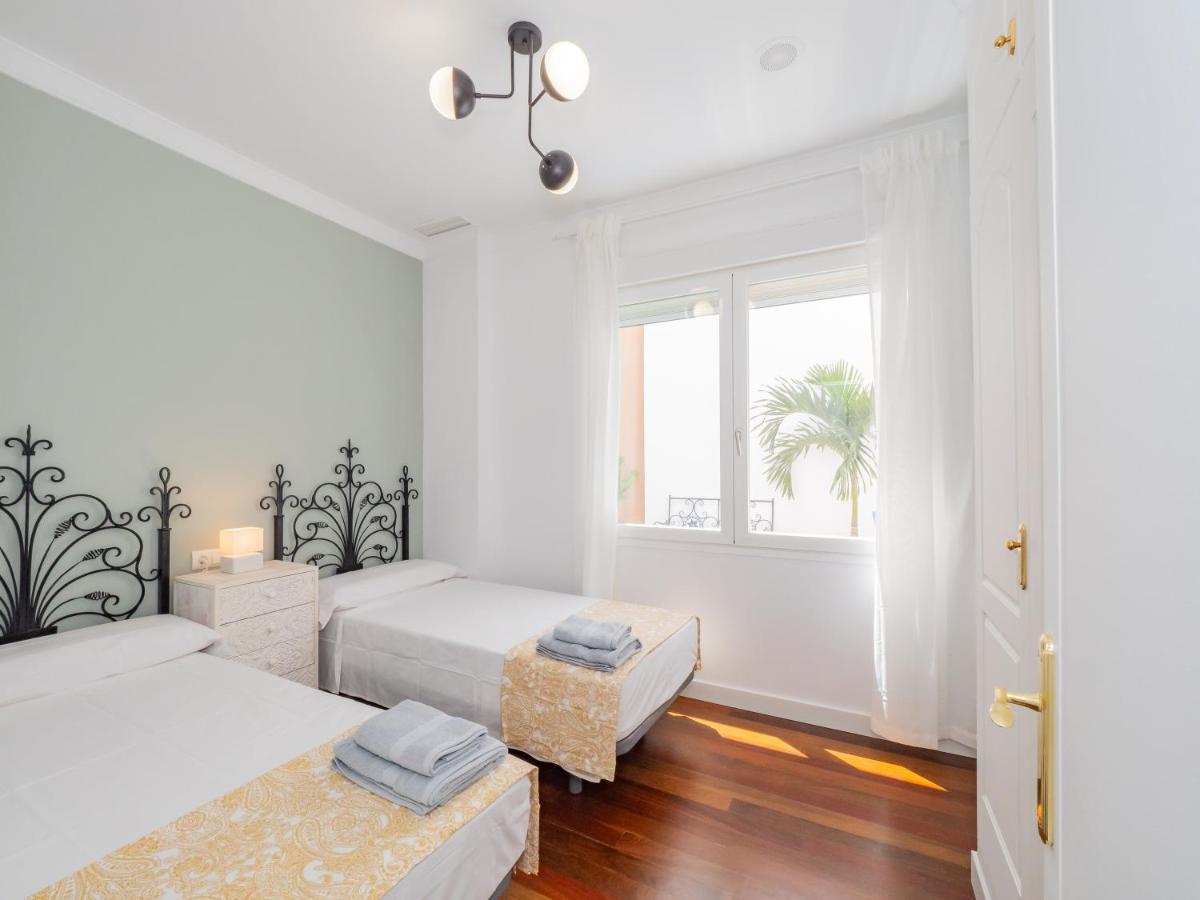 Gran Constitucion Plaza Malagamanagement Apartment ภายนอก รูปภาพ