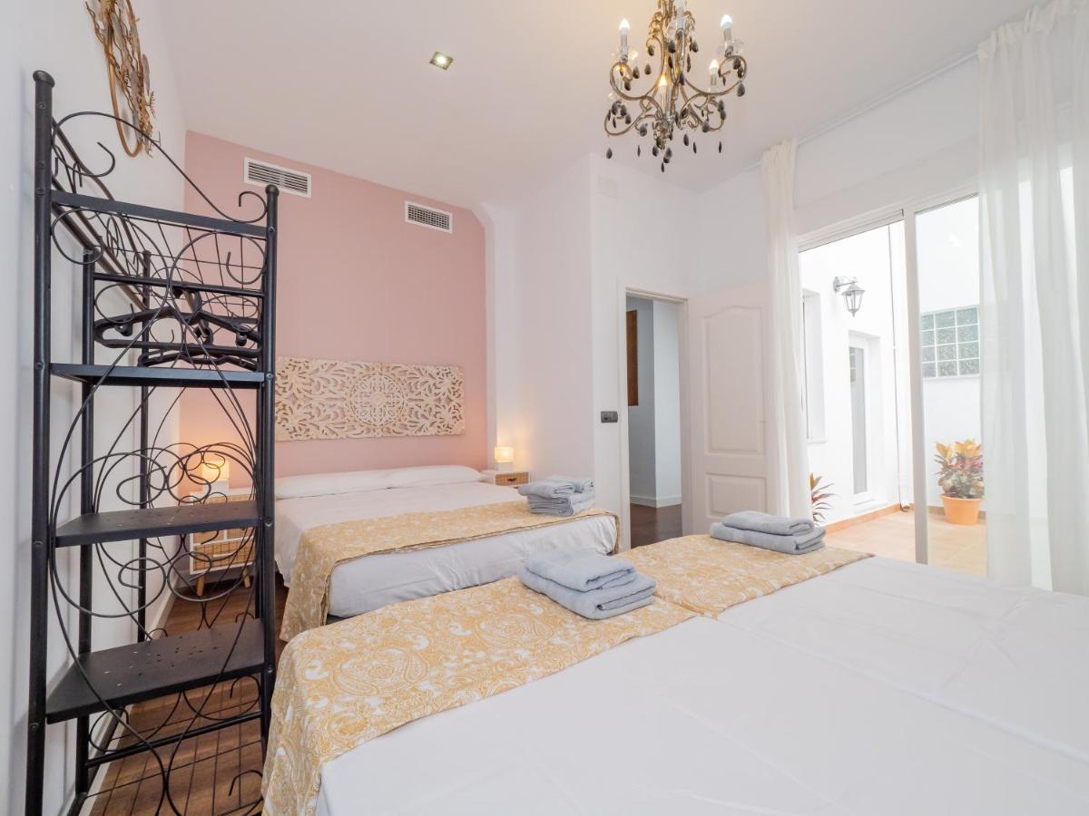 Gran Constitucion Plaza Malagamanagement Apartment ภายนอก รูปภาพ